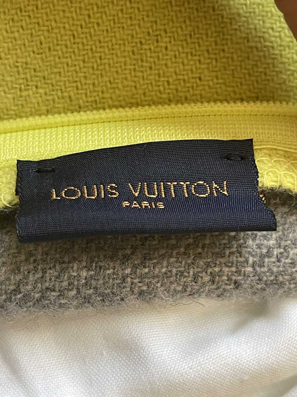 Louis Vuitton Louis Vuitton Reversible Throw Pill… - image 4