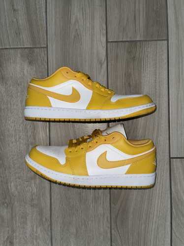 Nike Jordan 1 low White and Yellow