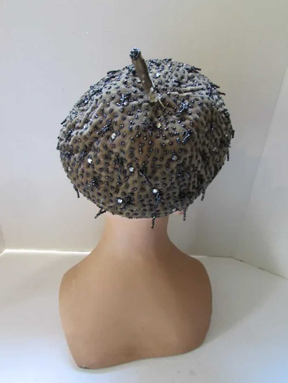 SALE Mid Century Beret Style Hat Olive Velvet Bla… - image 8