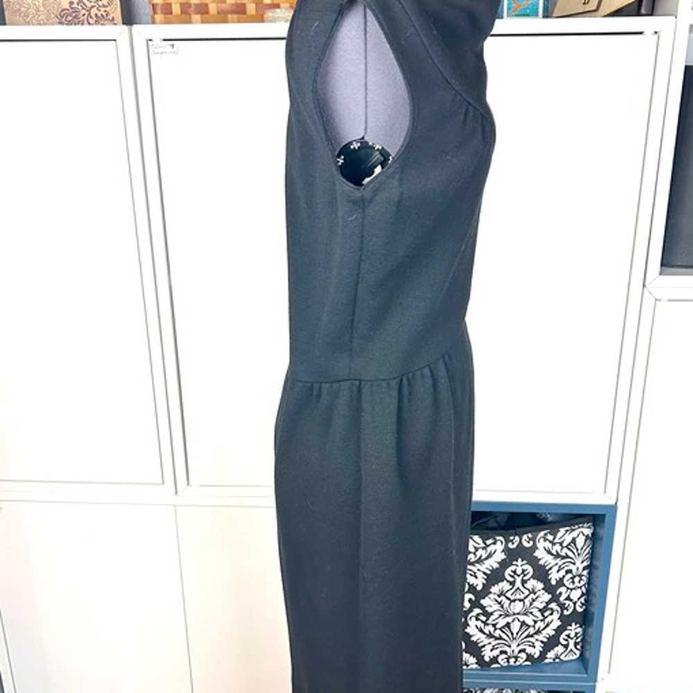 1960’s Black Wool Sleeveless Dress - image 5