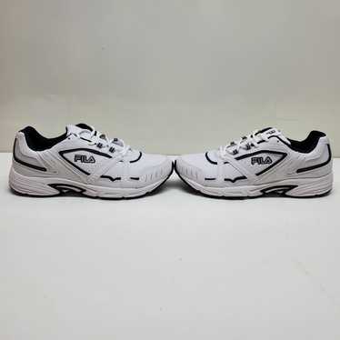 Man Fila Disruptor SE Sneakers 1SX60022-100 Color Triple White
