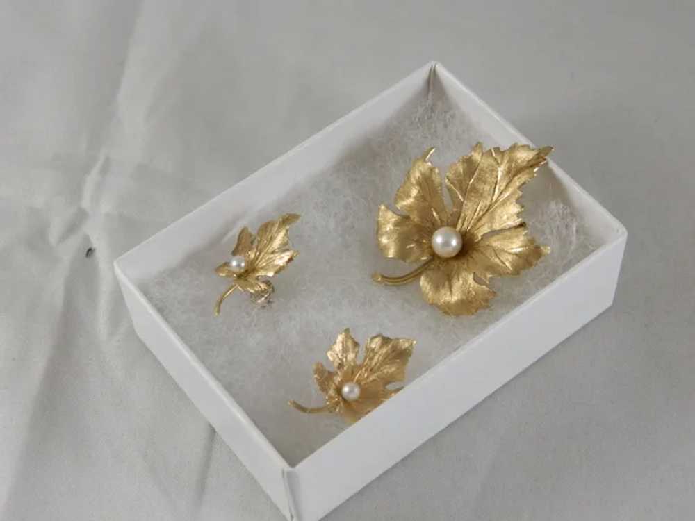 Vintage 1960's 14 K Yellow Gold Maple Leaf Brooch… - image 7