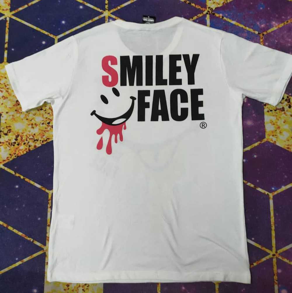 Humor × Insted We Smile × Streetwear Smiley T - image 2