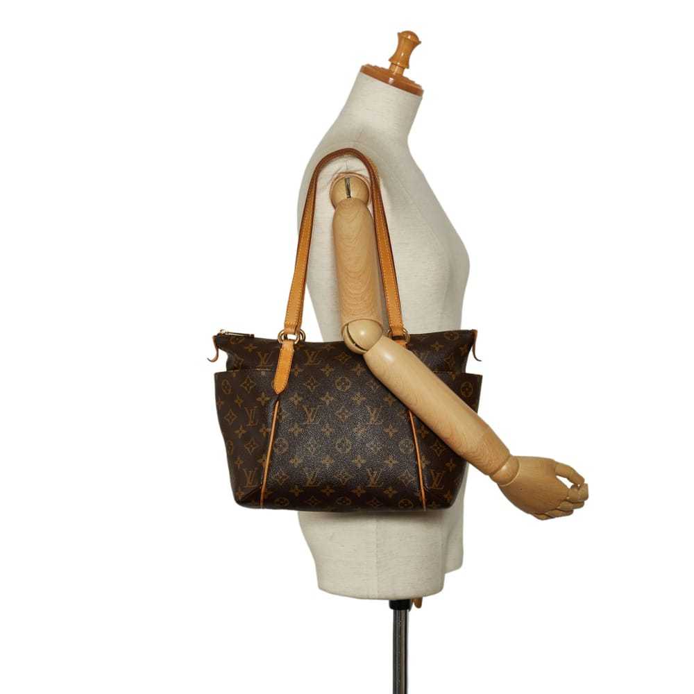 Louis Vuitton Totally leather tote - image 10