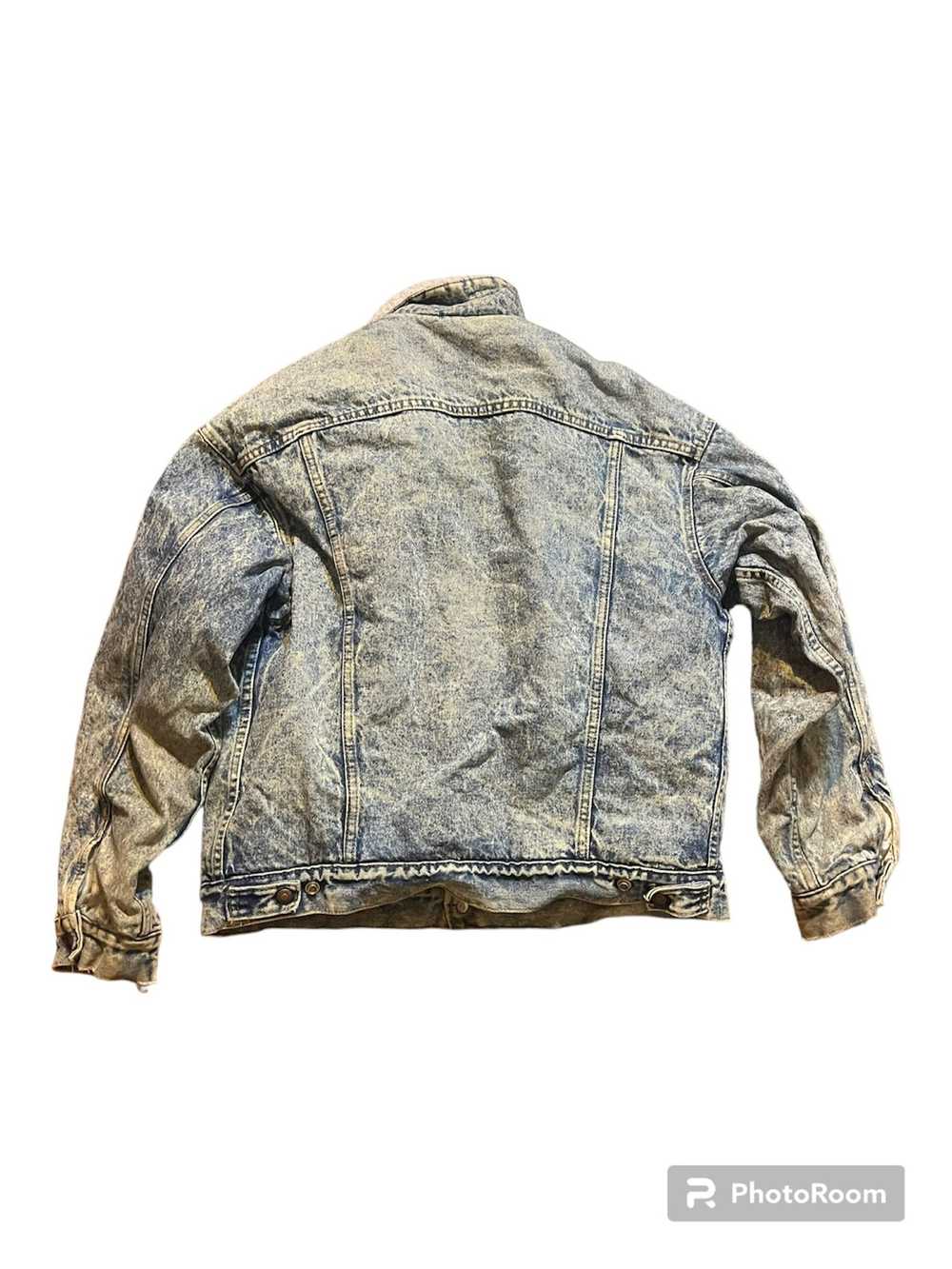 Levi's × Vintage 1980s Levi’s Sherpa denim jacket. - image 2