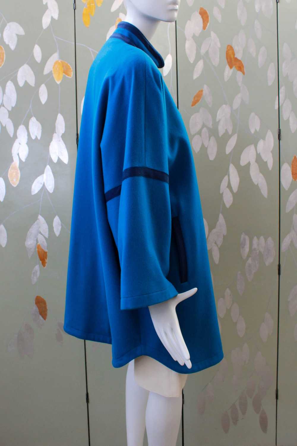1980s Guy Laroche Blue Wool Coat, Large - image 7