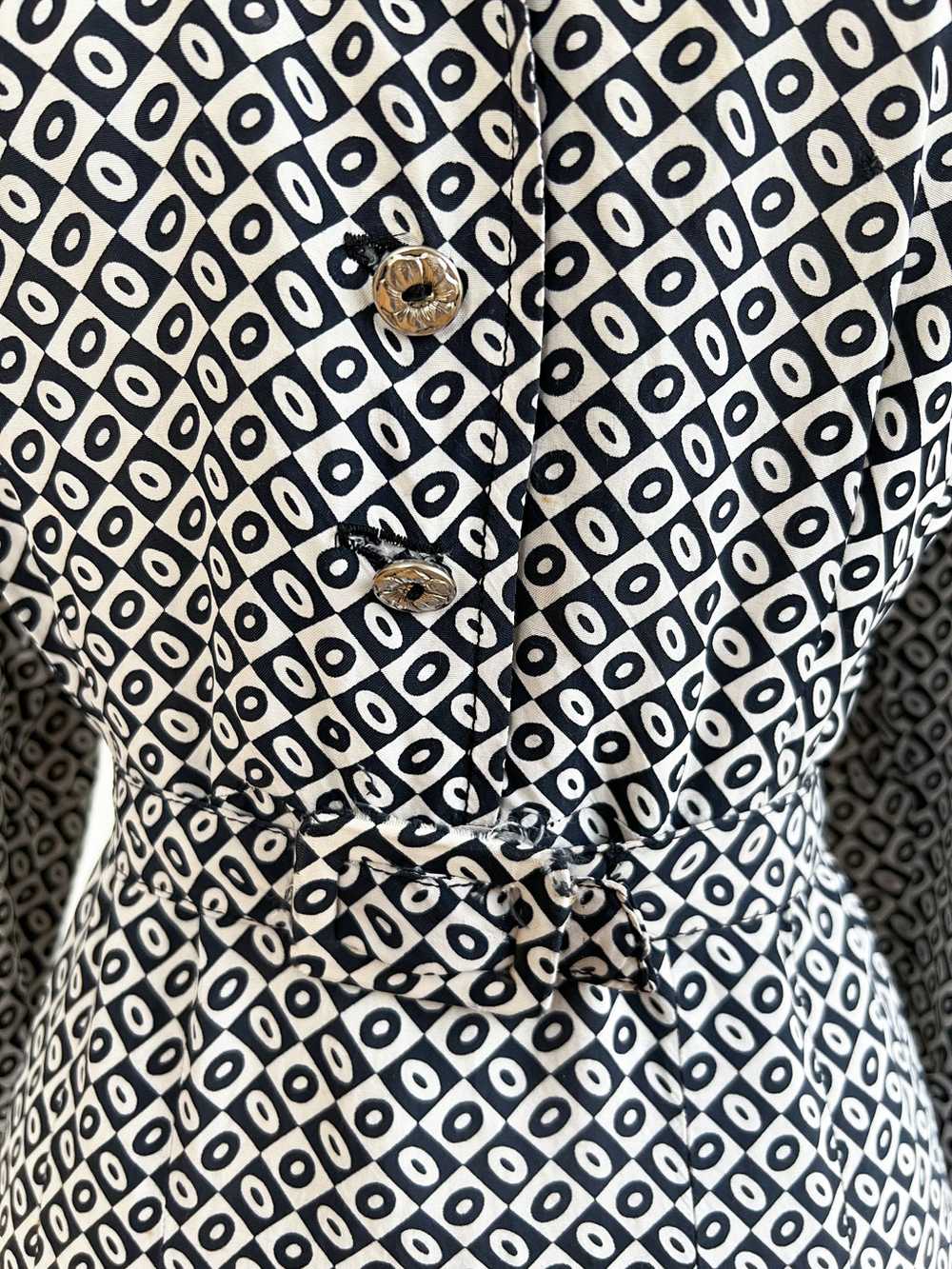 Vintage 1940s Cold Rayon Print Dress - VOLUP Blac… - image 4