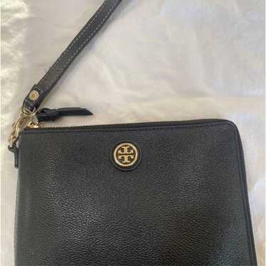 Tory Burch Tory Burch zipper clutch wristlet - image 1