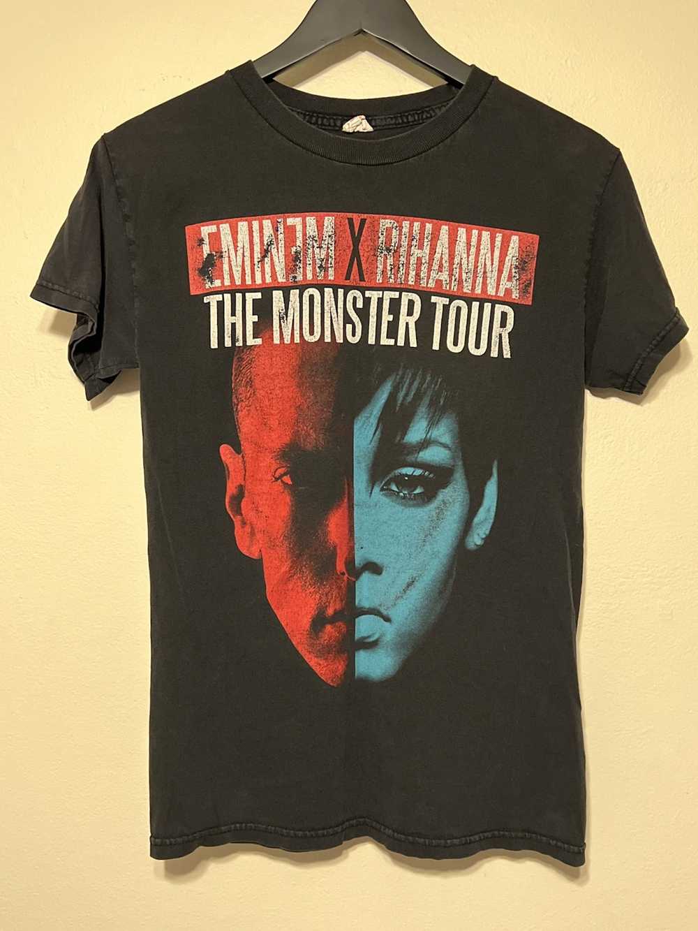 Rap Tees Eminem x Rihanna The Monster Tour 2014 B… - image 1