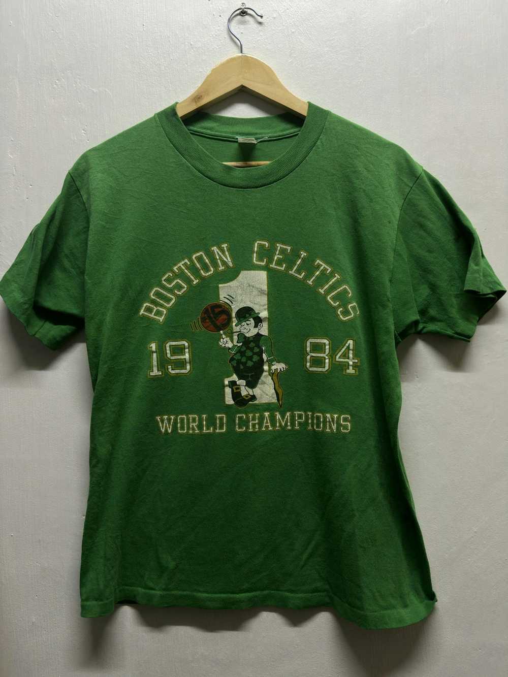 Boston Celtics T shirt Vintage tees Boston Celtic… - image 1