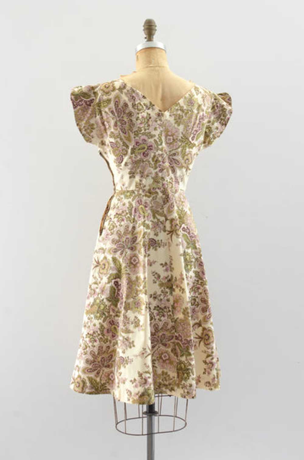 Vintage 1950s Floral Print Dress - image 3