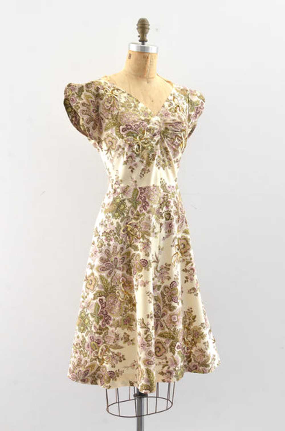 Vintage 1950s Floral Print Dress - image 4