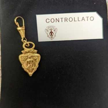 Store Gucci zipper pull charm