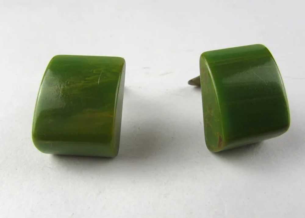 Mottled Green Bakelite Clip On Earrings - image 12