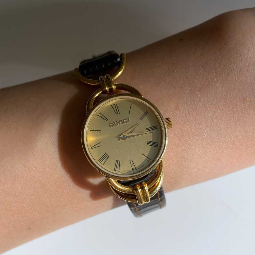 Gucci × Vintage Gucci 90s Gold Plated Round Watch… - image 3