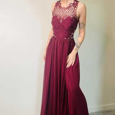 Maroon prom dress / gown - image 1