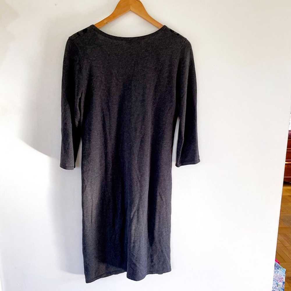 Neiman Marcus Grey Floral Print Sweater Dress, Si… - image 3