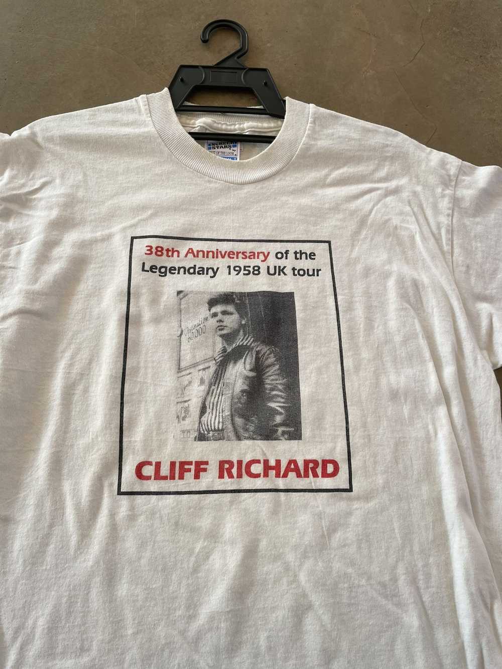 Band Tees × Vintage CLIFF RICHARD LEGENDARY TOUR - image 2