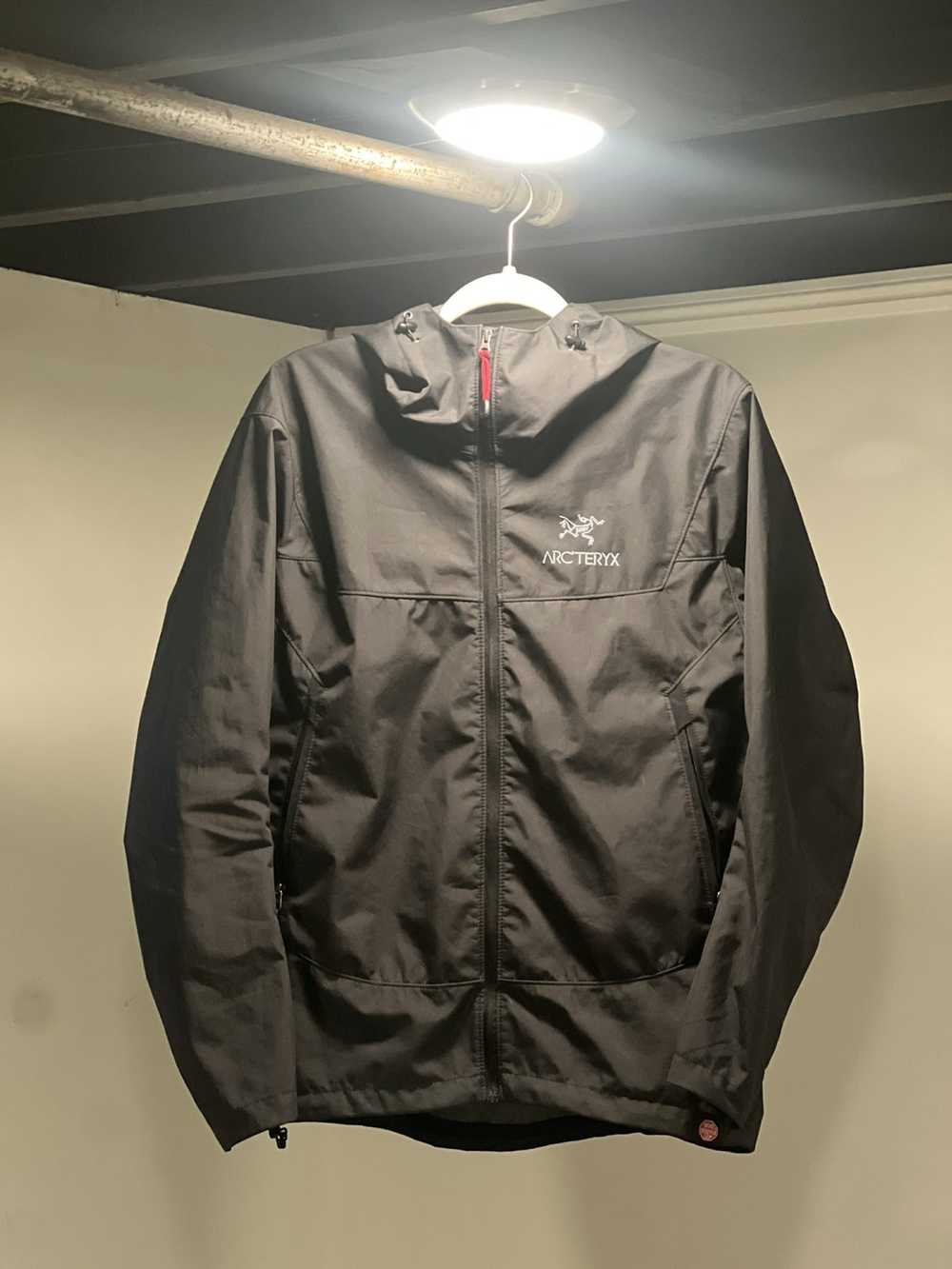 Arc'Teryx Arcteryx Raincoat/Light jacket - image 1