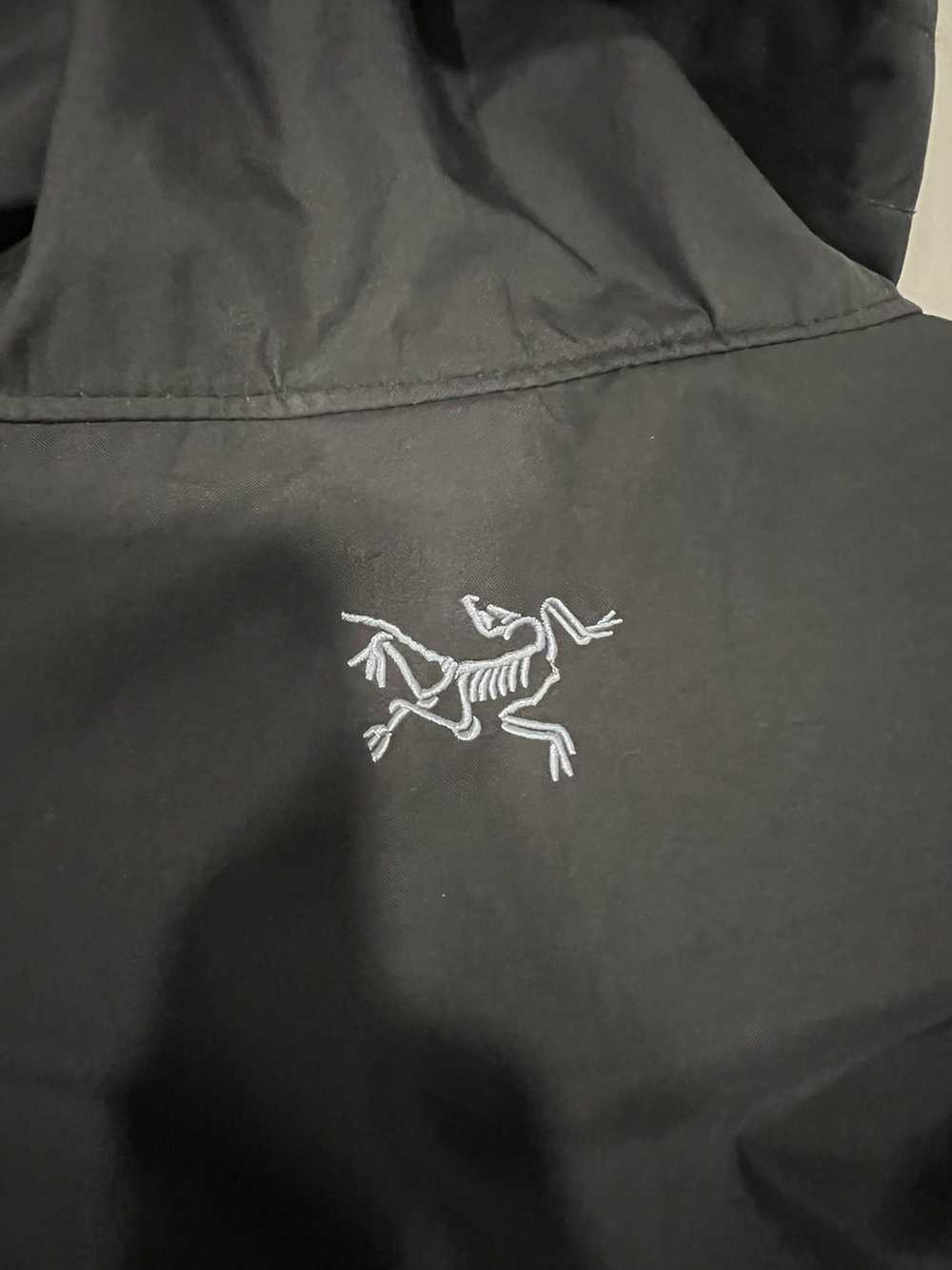 Arc'Teryx Arcteryx Raincoat/Light jacket - image 4