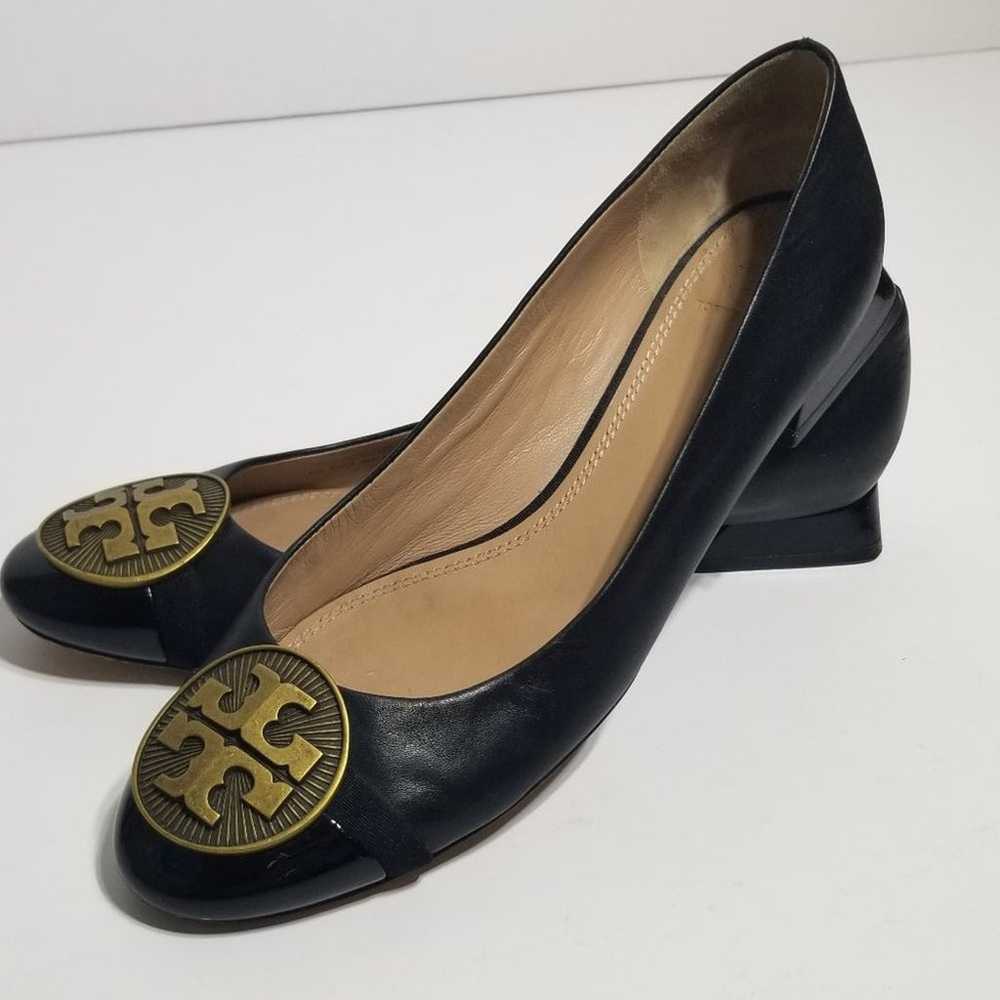 Black Tory Burch with the double T hardware, size… - image 1