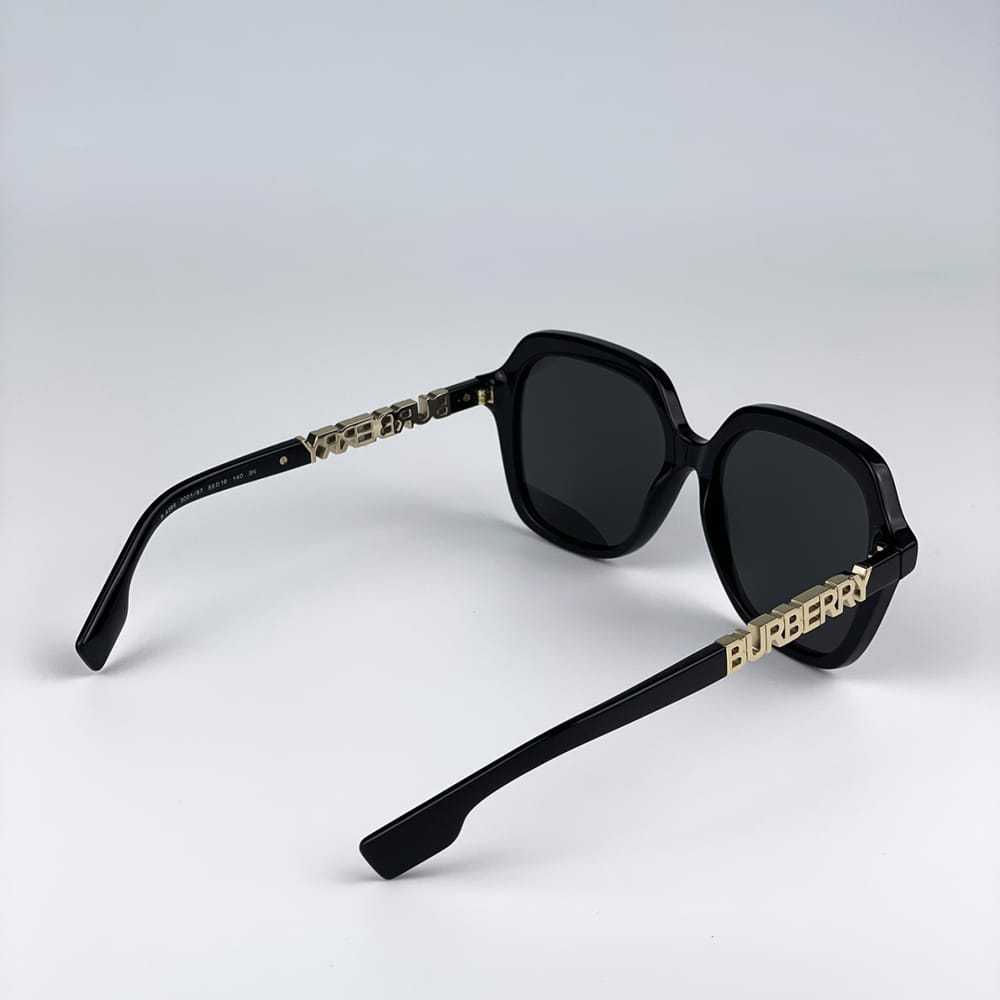 Burberry Oversized sunglasses - image 3