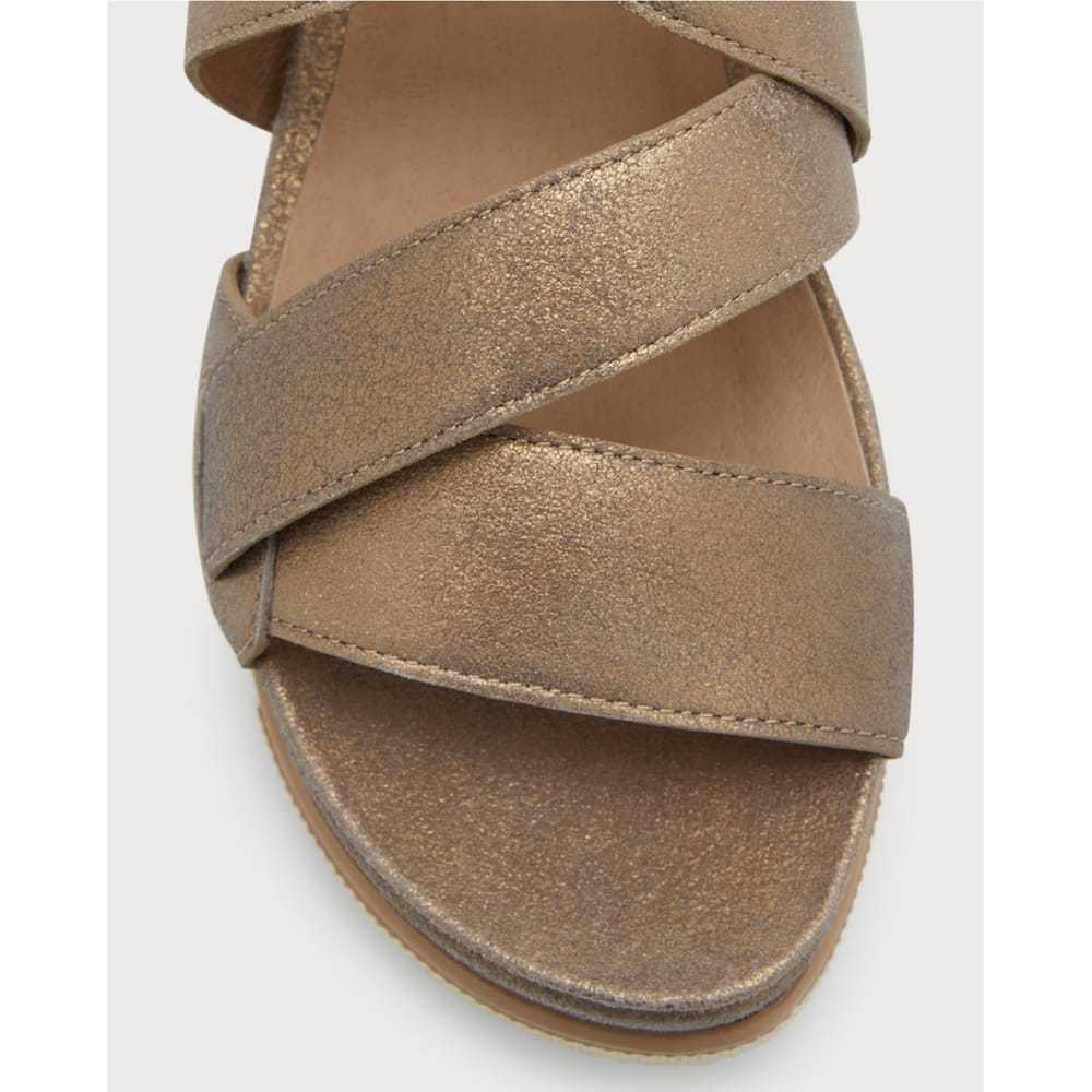 Eileen Fisher Leather flip flops - image 2