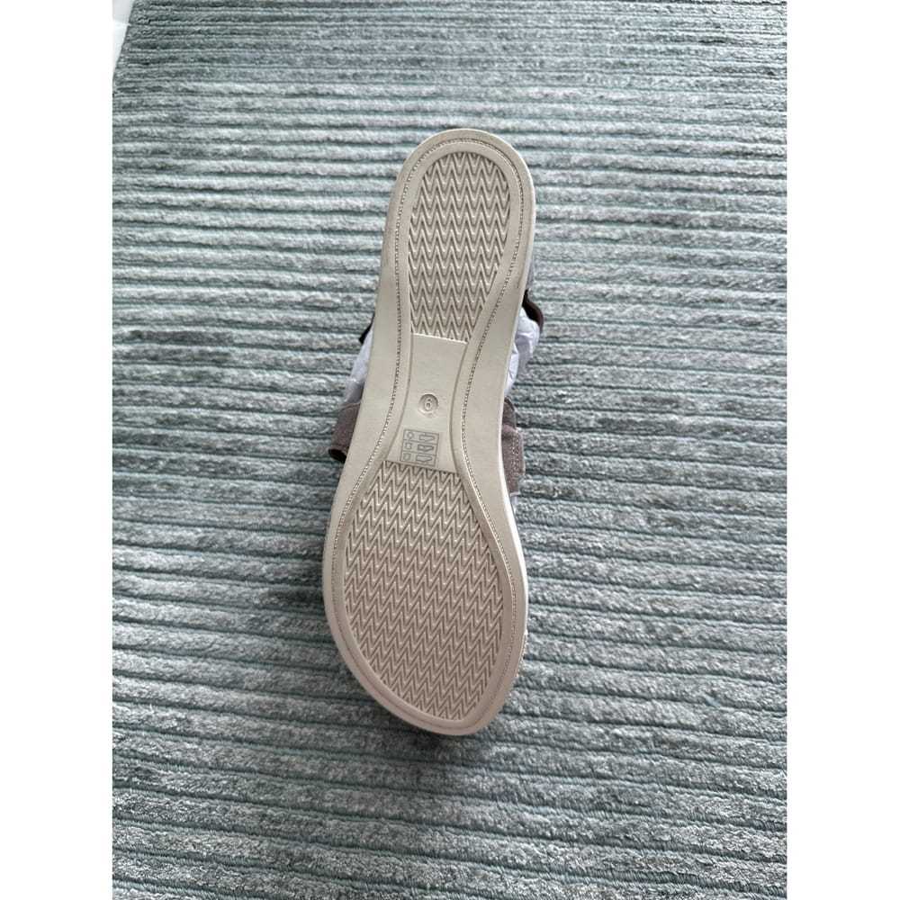 Eileen Fisher Leather flip flops - image 6