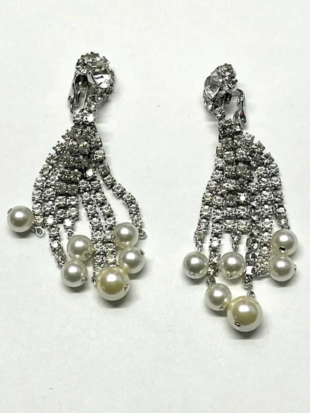 Vintage silver grey rhinestone earrings - image 5