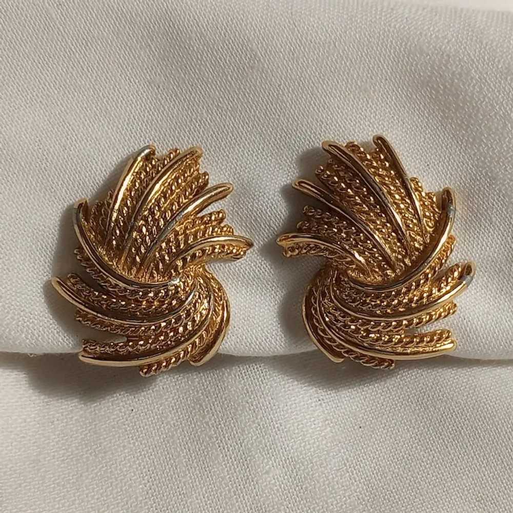 Monet Cordelia brooch clip earrings gold tone - image 3