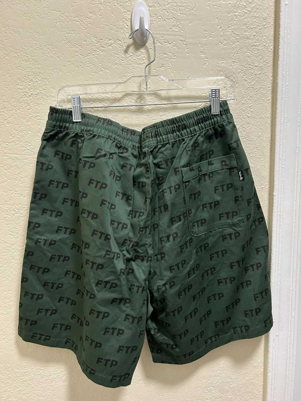 Streetwear Green FTP All Overprint Shorts - image 2