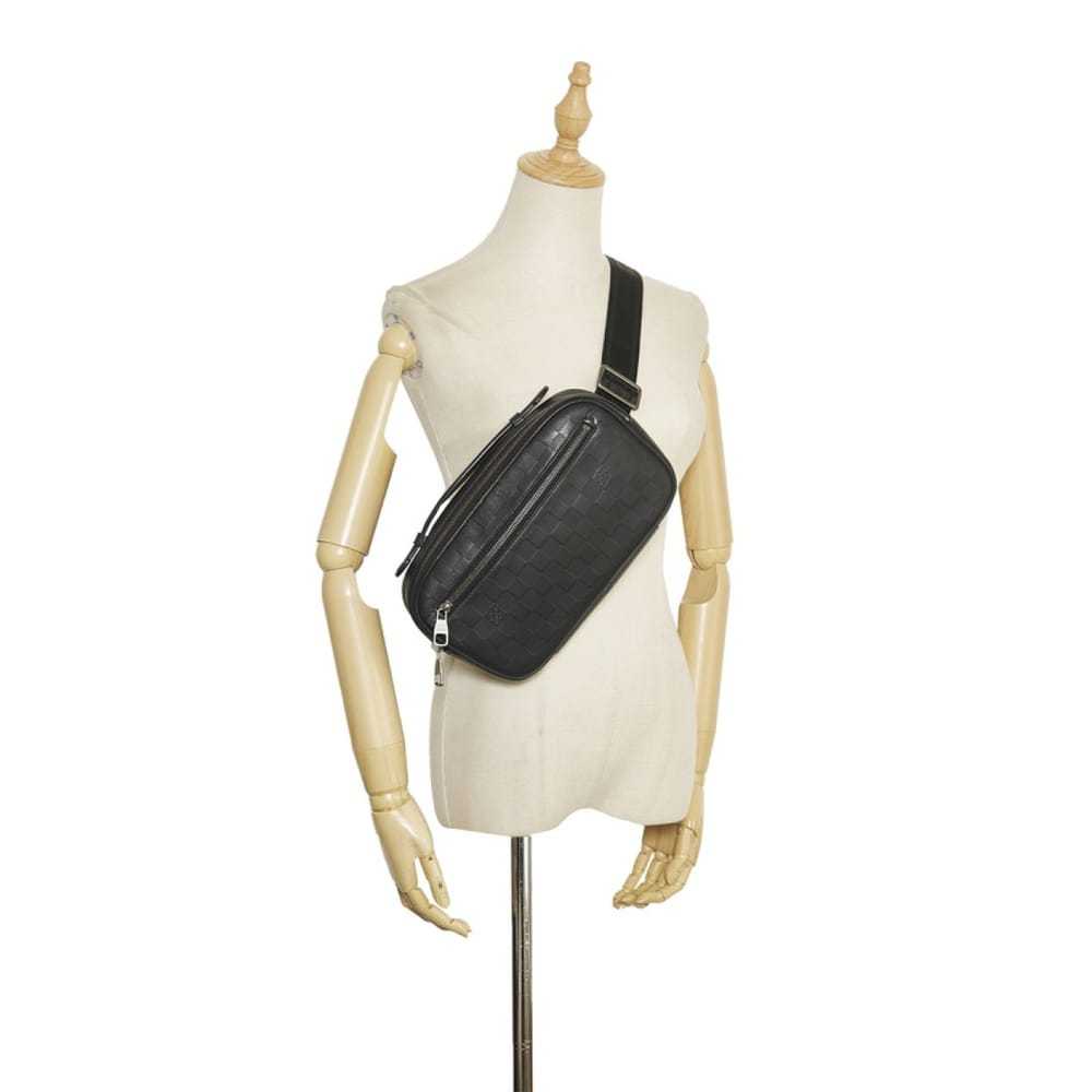 Louis Vuitton Bum Bag / Sac Ceinture leather hand… - image 8