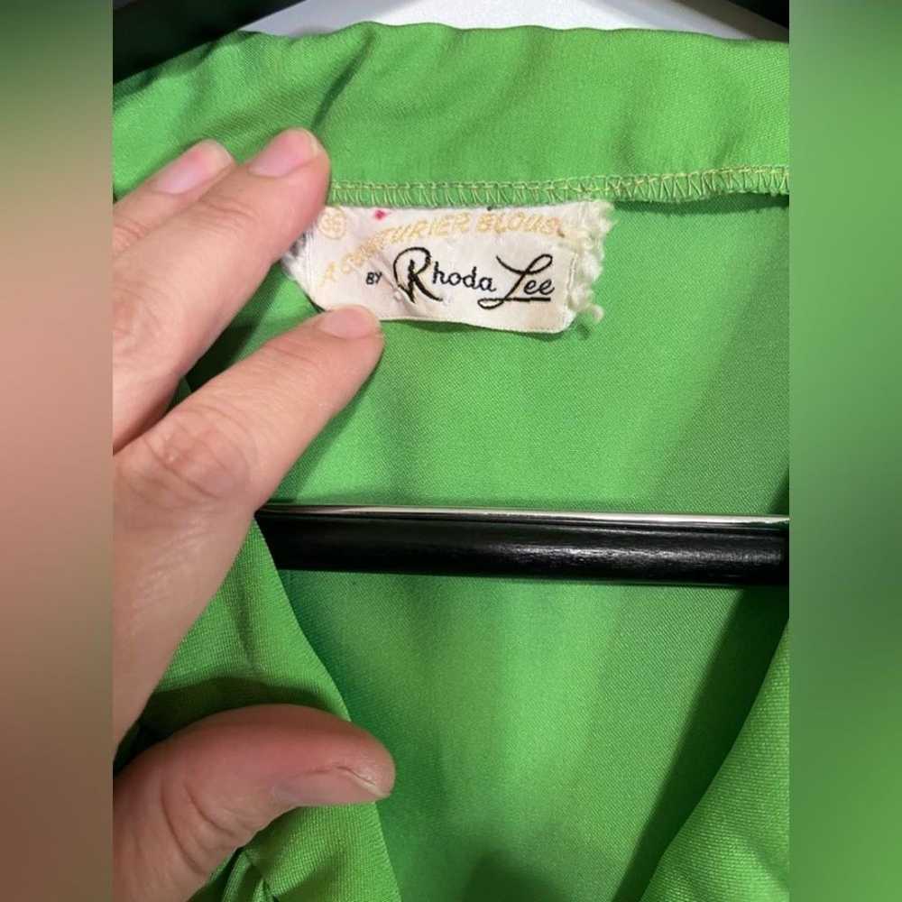 Vintage Rhoda Lee Blouse in a beautiful lime gree… - image 2