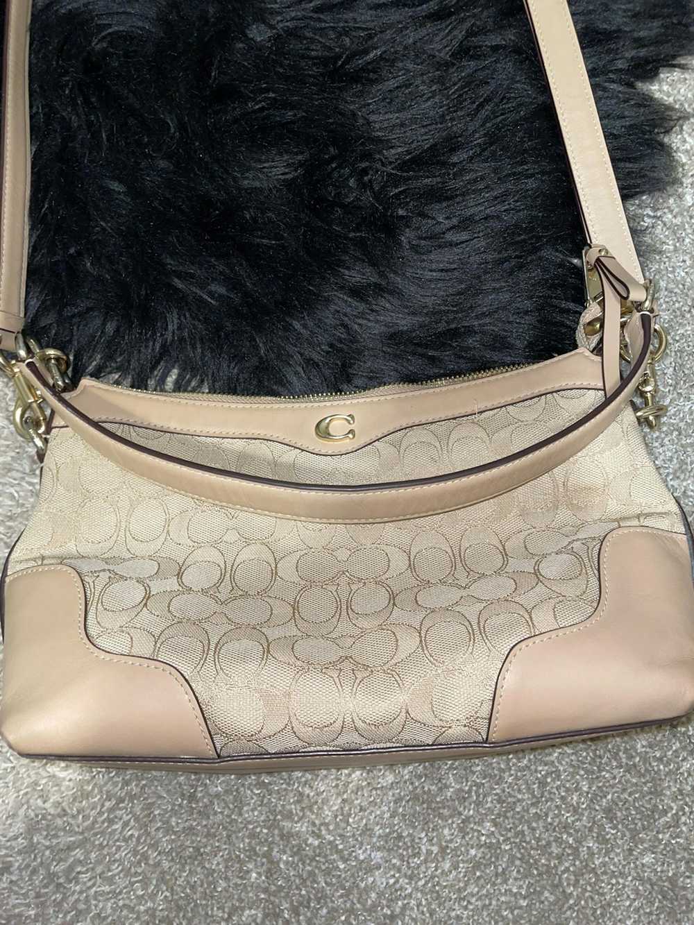 Coach authentic nude coach purse with detachable … - image 1