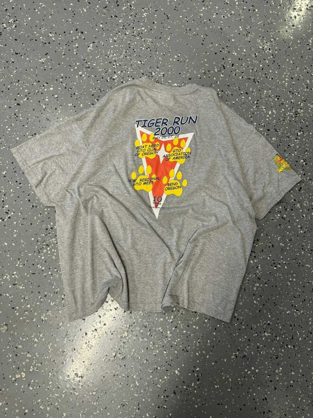 Hanes × Streetwear × Vintage 2000 Vintage Tiger R… - image 3