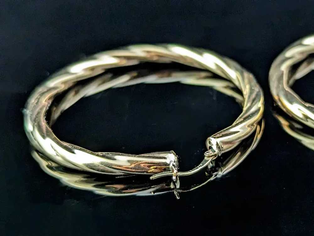 Vintage 9k gold twist hoop earrings, large size h… - image 4