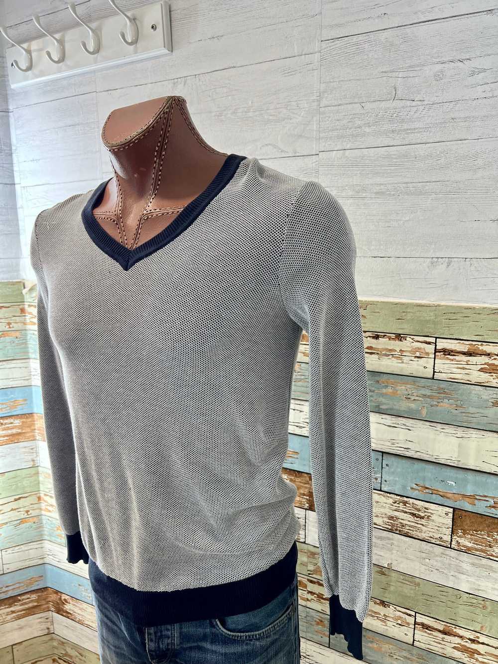 90’s Gray With Black Trim V Neck Sweater By Melin… - image 2