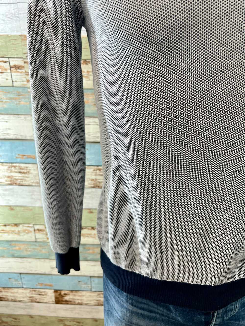 90’s Gray With Black Trim V Neck Sweater By Melin… - image 4