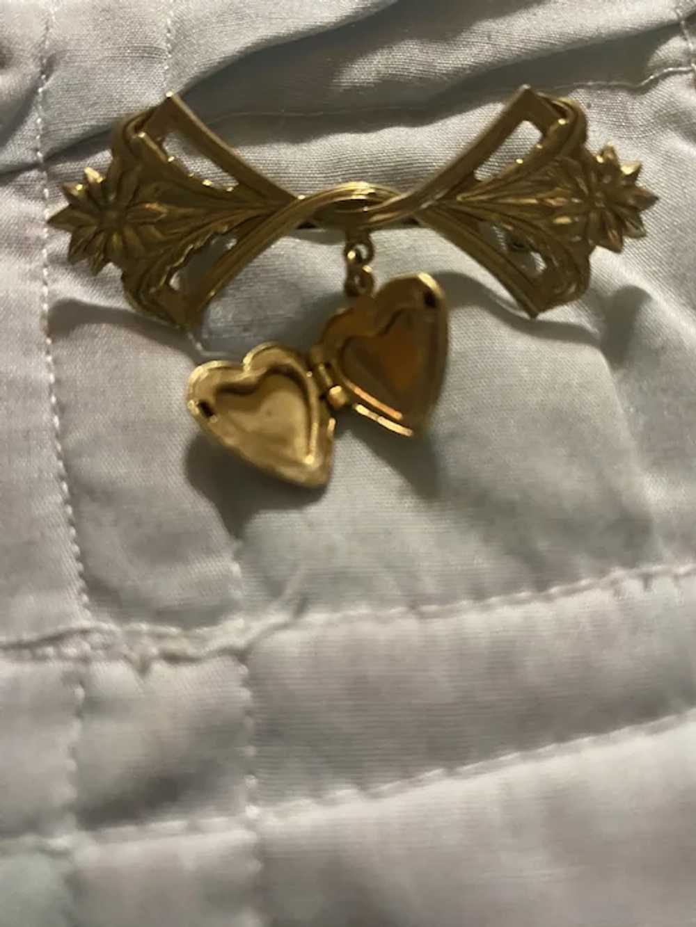 Vintage Lillian Vernon Bar Pin with Heart Locket - image 2