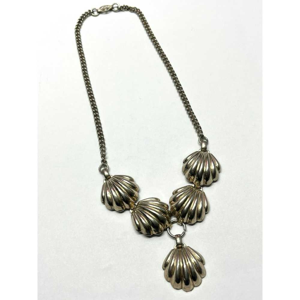 Vintage Vintage silver sea shell necklace - image 4