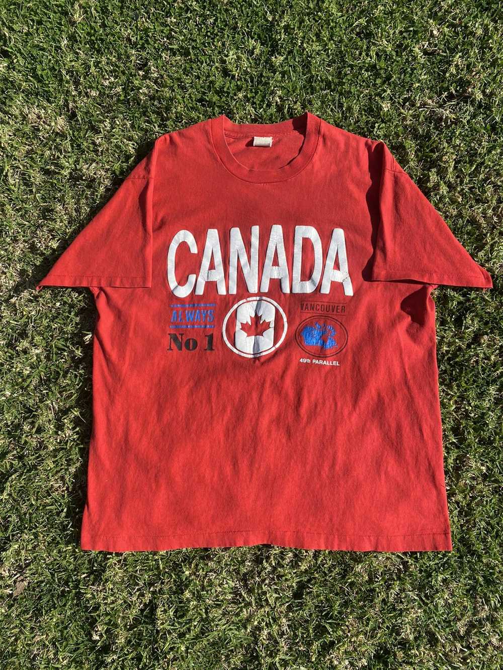 Canada × Vintage 1990’s Canada Tourist Tee - image 1