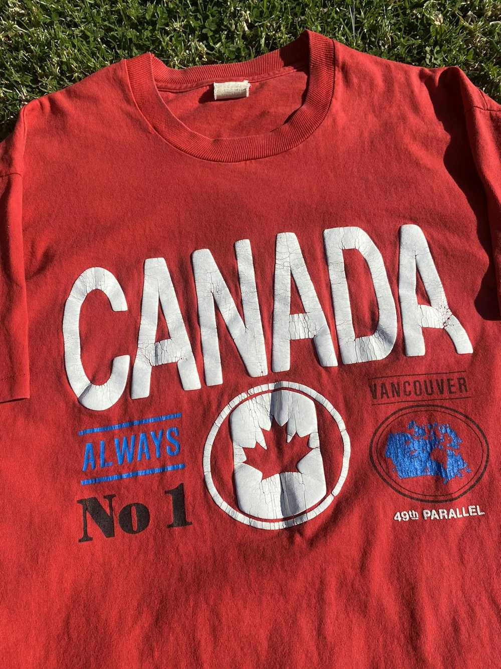 Canada × Vintage 1990’s Canada Tourist Tee - image 2