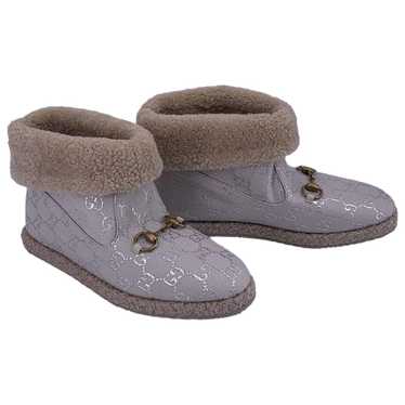 Gucci Tweed snow boots
