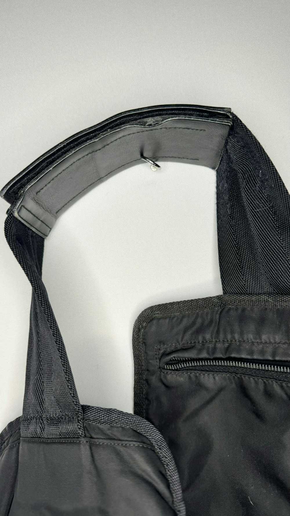 Prada Prada F/W1999 Cross body sling bag - image 3