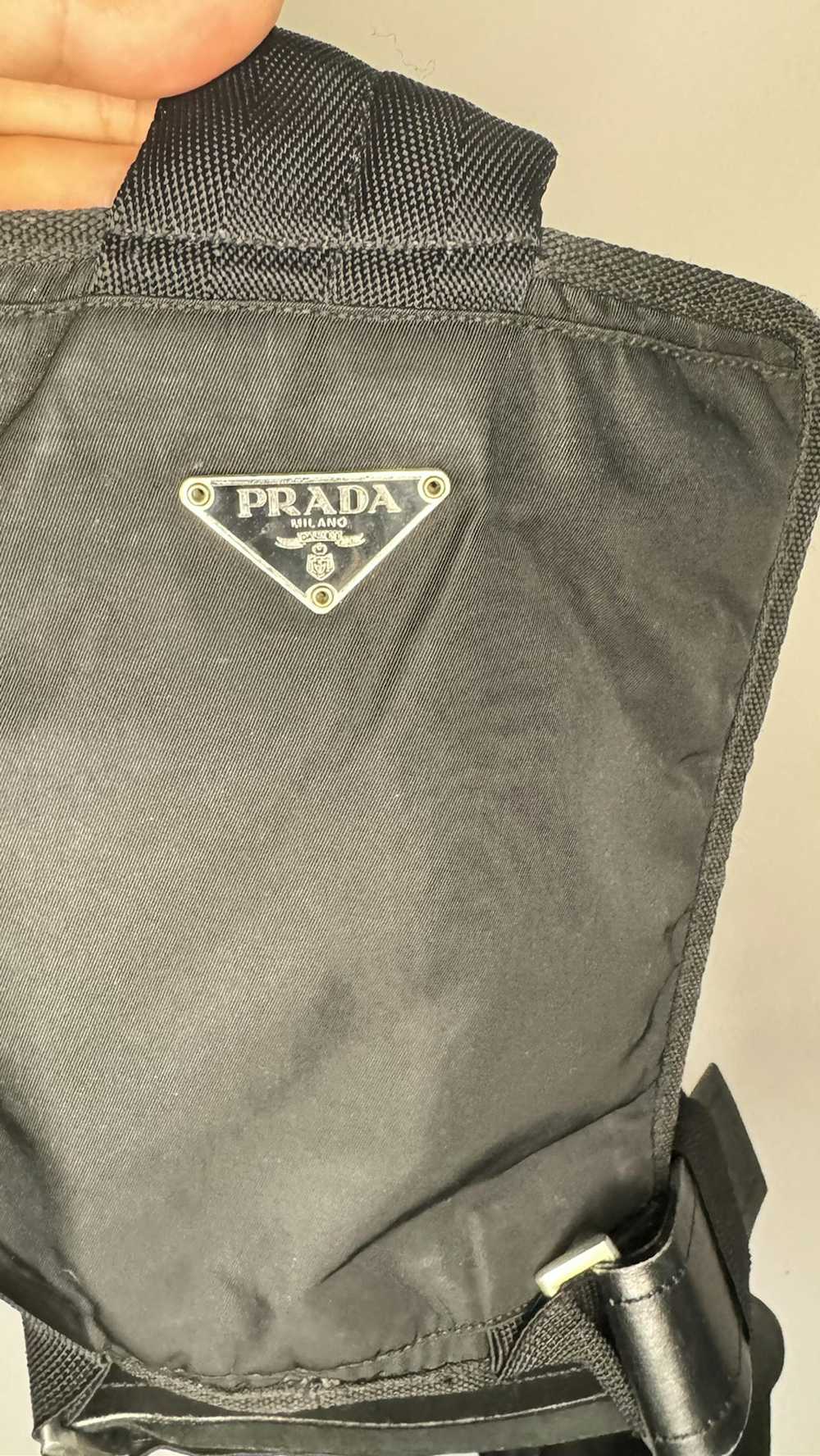 Prada Prada F/W1999 Cross body sling bag - image 7