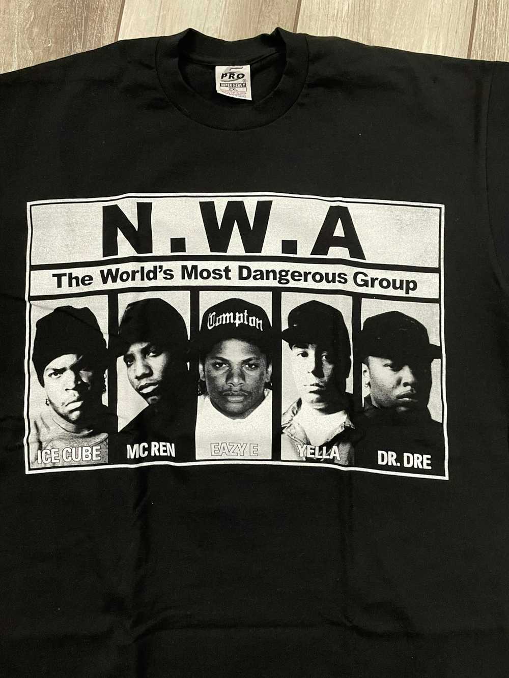 Rap Tees × Streetwear × Vintage Vintage NWA Rap T… - image 4