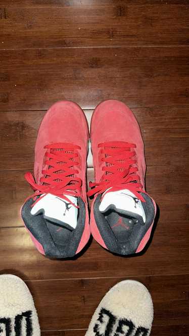 Jordan Brand × Sneakers × Vintage Jordan 5 Red Sue