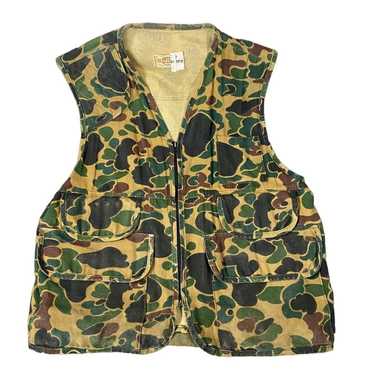 SafTbak Woodland Camo Fishing /Hunting Vest Made in USA Men’s size L Wool  Patch 