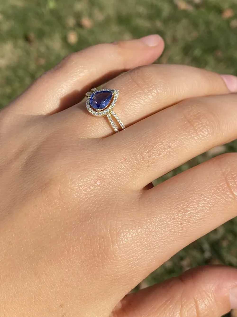 Pear Shaped Tanzanite and Natural Diamond Ring in… - image 9