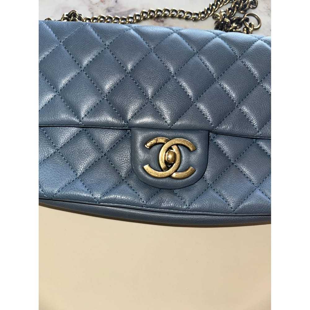 Chanel Leather crossbody bag - image 5